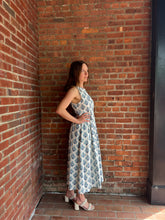 Load image into Gallery viewer, Dresses Greta | Thistle Print Denim Midi Dress
