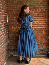 Load image into Gallery viewer, Dresses Gwyneth | Navy Vertical Stripe Zip Dress

