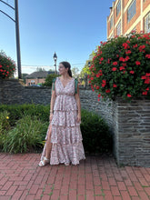 Load image into Gallery viewer, Dresses Marissa | Tiered Ruffle Floral Maxi Dress
