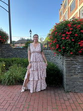 Load image into Gallery viewer, Dresses Marissa | Tiered Ruffle Floral Maxi Dress
