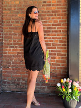 Load image into Gallery viewer, Dresses Teagan | Black Floral Dress
