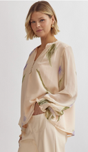 Load image into Gallery viewer, Tops Chiffon Floral Blouse | light pink
