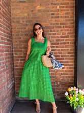 Load image into Gallery viewer, Tops Everly | Eyelet Sleeveless Top in Green
