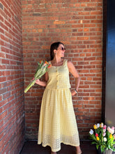 Load image into Gallery viewer, Tops Everly | Eyelet Sleeveless Top in Lemon
