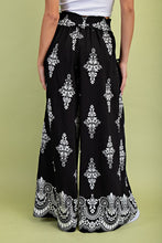 Load image into Gallery viewer, Bottoms Amara | Black Flowy Printed Pant
