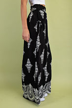 Load image into Gallery viewer, Bottoms Amara | Black Flowy Printed Pant
