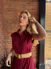 Load image into Gallery viewer, Dresses Anita |  Burgundy Sleeveless Linen Shirt Dress
