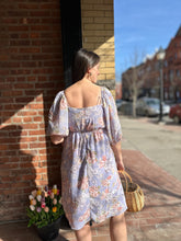 Load image into Gallery viewer, Dresses Kait | Lavender Floral Midi Dress
