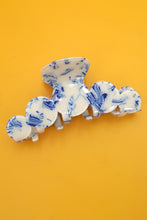 Load image into Gallery viewer, Accessories Round Vintage Toile Pattern Porcelain Hair Claw Clips
