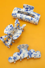 Load image into Gallery viewer, Accessories Vintage Toile Pattern Porcelain Hair Claw Clips
