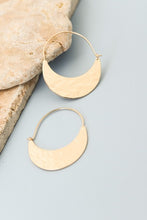Load image into Gallery viewer, Jewelry Hammered Gold Hoops
