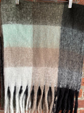 Load image into Gallery viewer, Winter Accessories Chilly Daze Scarf | Black Mint
