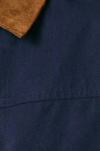 Load image into Gallery viewer, TWILL &amp; PLAID REVERSIBLE CORDUROY COLLAR BARN JACKET: NAVY-BROWN / L
