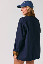 Load image into Gallery viewer, TWILL &amp; PLAID REVERSIBLE CORDUROY COLLAR BARN JACKET: NAVY-BROWN / L
