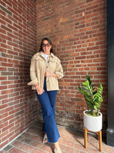 Load image into Gallery viewer, Coats &amp; Jackets Peyton | Beige Corduroy Shacket
