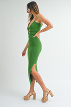 Load image into Gallery viewer, Dresses Aurora | Green Wooden Beaded Bodycon Midi Dress

