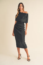 Load image into Gallery viewer, Dresses Cynthia | Black | One shoulder pleated midi dres
