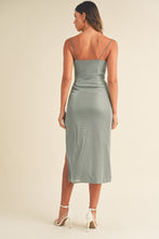 Load image into Gallery viewer, Dresses Kayla | Green Cowl Neck Midi Dress
