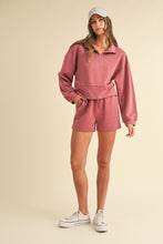 Load image into Gallery viewer, Sweatshirt Lauren | Mock Neck Half Zip | RED
