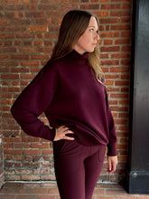 Load image into Gallery viewer, Sweater Maddie | Scuba Ribbed Mock Neck
