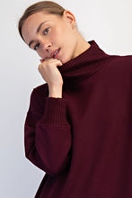 Load image into Gallery viewer, Sweater Maddie | Scuba Ribbed Mock Neck Pullover | Dark Cherry
