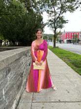 Load image into Gallery viewer, Dresses Ombre Pleated Dress | Medium
