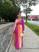 Load image into Gallery viewer, Dresses Ombre Pleated Dress | Medium
