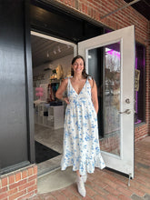 Load image into Gallery viewer, Dresses Marion | Blue &amp; Cream Floral with Tie shoulders
