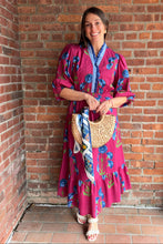 Load image into Gallery viewer, Dresses Aubrey Midi | Berry Mix
