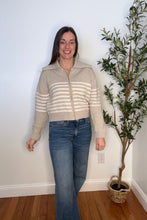 Load image into Gallery viewer, Sweater Kovac Sweater Jacket

