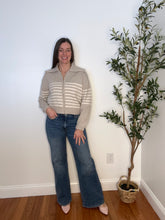 Load image into Gallery viewer, Sweater Kovac Sweater Jacket

