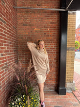 Load image into Gallery viewer, Dresses Misty | Beige Turtleneck Sweater Dress
