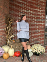 Load image into Gallery viewer, Sweater Chloe Cozy Sweater | Grey
