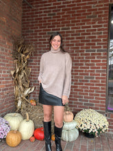 Load image into Gallery viewer, Sweater Chloe Cozy Sweater | Mocha
