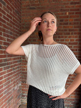 Load image into Gallery viewer, Sweater Elizabeth | Ivory Crochet Sweater
