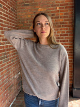 Load image into Gallery viewer, Sweater Ethan | Heather Mocha Knit Sweater
