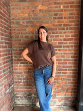 Load image into Gallery viewer, Sweater Finley Brown | Mock Neck Short Sleeve Sweater
