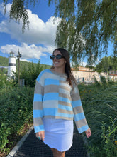 Load image into Gallery viewer, Sweater Maisie | Blue Colorblock Stripe
