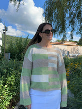 Load image into Gallery viewer, Sweater Maisie | Green Colorblock Stripe
