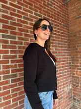 Load image into Gallery viewer, Sweater Patsy | Black Button Cardigan
