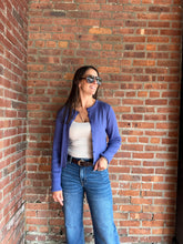 Load image into Gallery viewer, Sweater Patsy | Blue Cardigan

