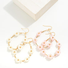 Load image into Gallery viewer, Jewelry Pearl Flower Details
