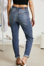 Load image into Gallery viewer, Denim Eva | Bleach Splash Boyfriend Jeans | Judy Blue
